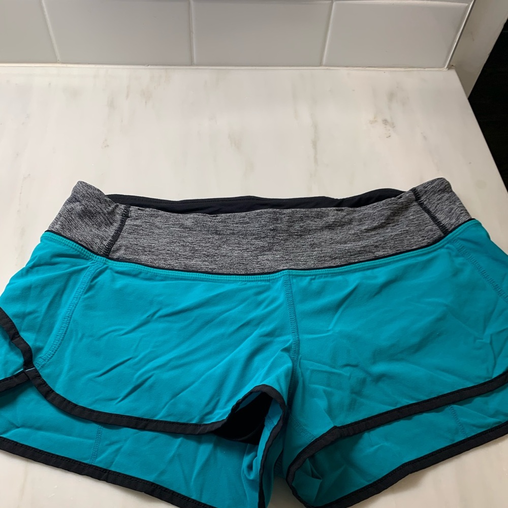 Lululemon speed shorts size 6